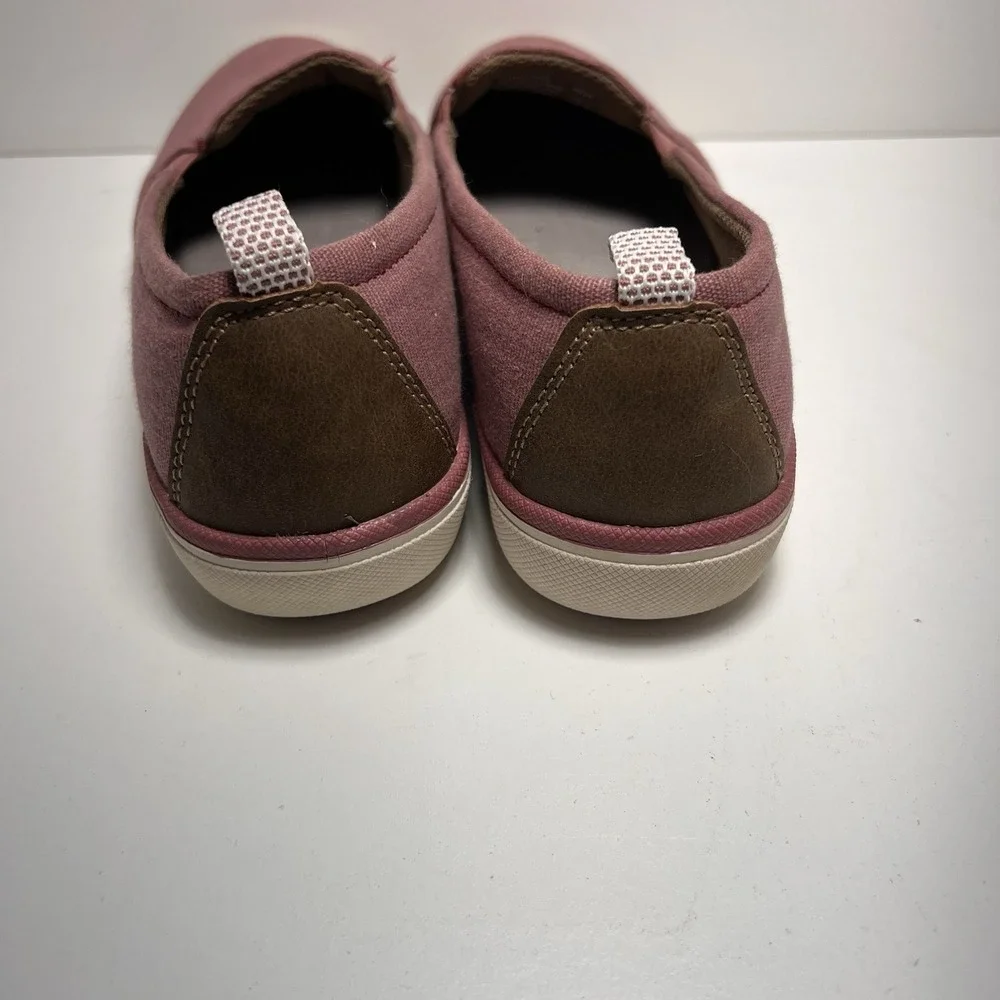 3/$25 Sale! Eddie‎ Bauer Canvas Slip-On Shoes Women's Size 9 Dusty Pink Casual